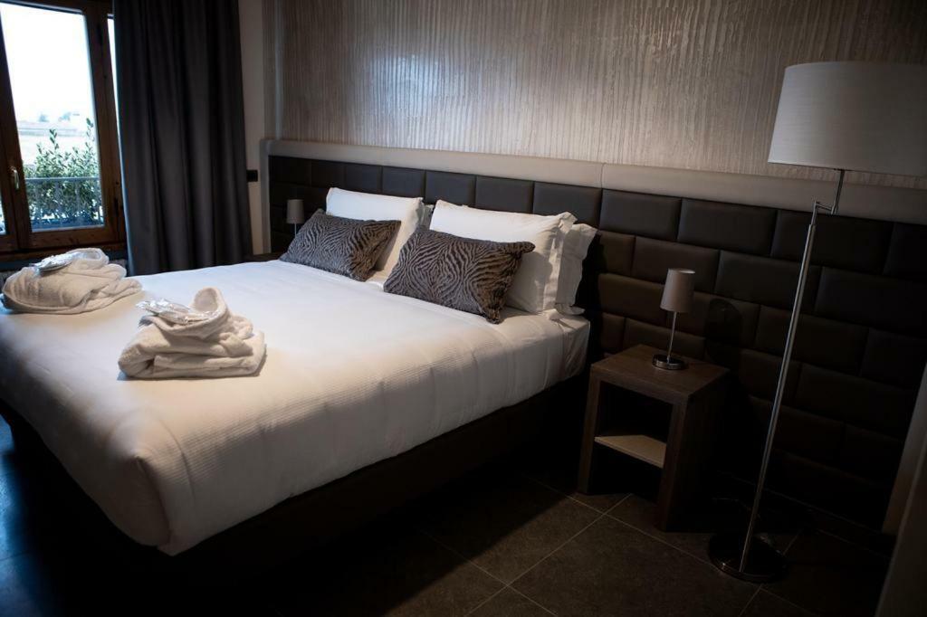 G&G Firenze Suites B&B מראה חיצוני תמונה