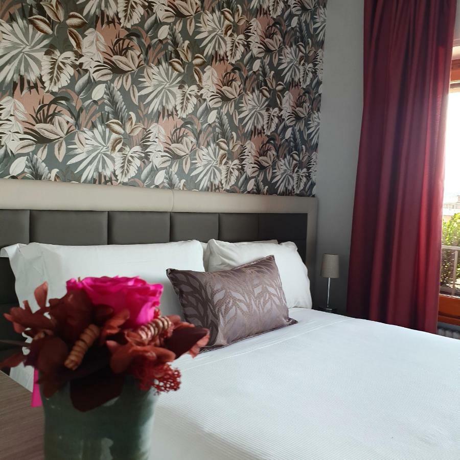 G&G Firenze Suites B&B מראה חיצוני תמונה