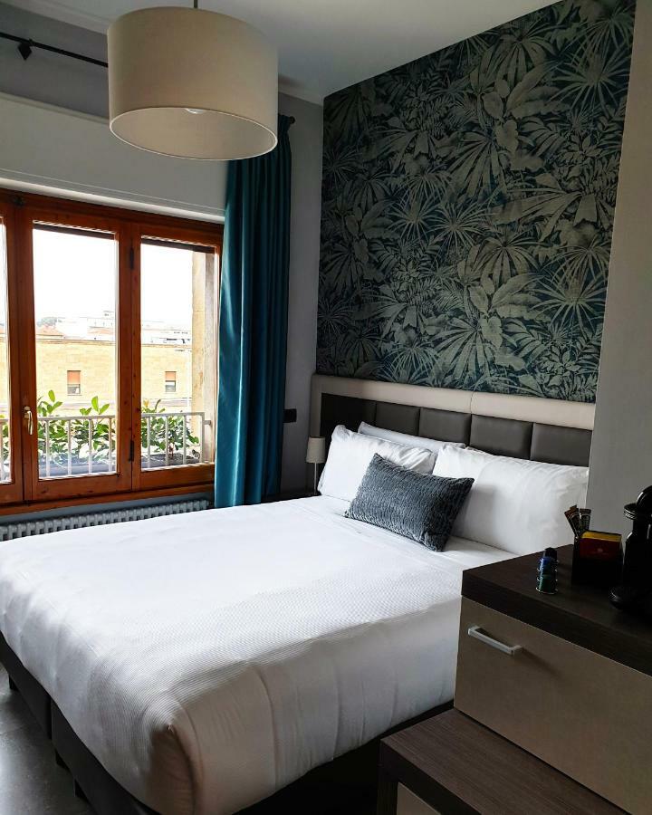 G&G Firenze Suites B&B מראה חיצוני תמונה
